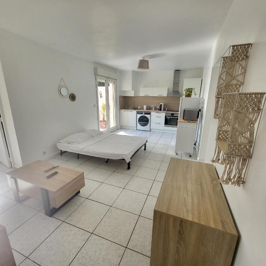 Bel Appartement Avec Jardin De 30M2 , Climatise Avec Parking Et Arrivee Autonome Cabestany Ngoại thất bức ảnh
